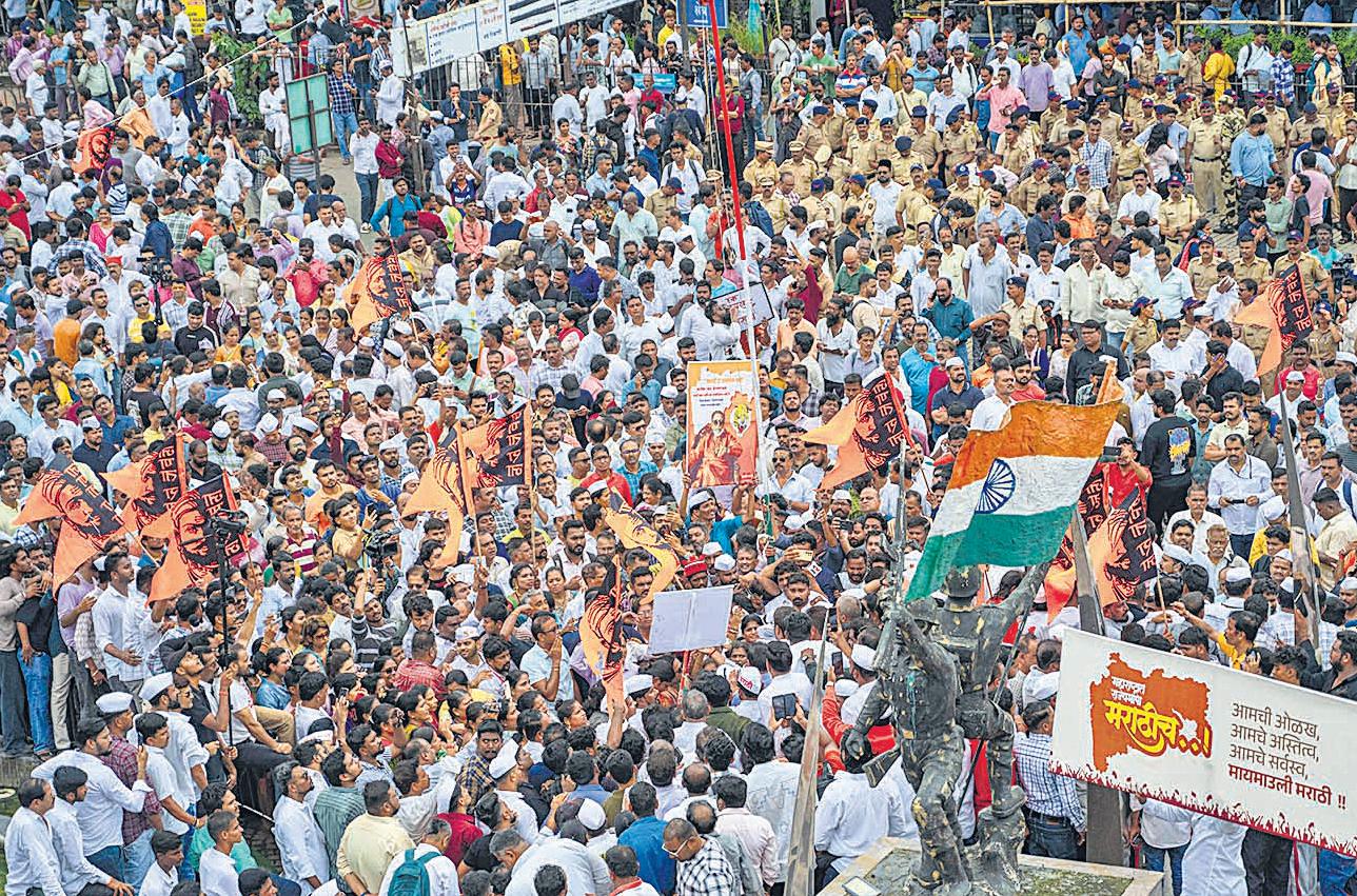 MNS, Sena (UBT) defy cops to stage protest march at Mira Rd