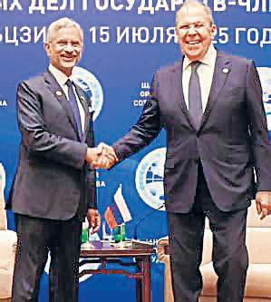 Jaishankar discusses ties with Russia, Iran