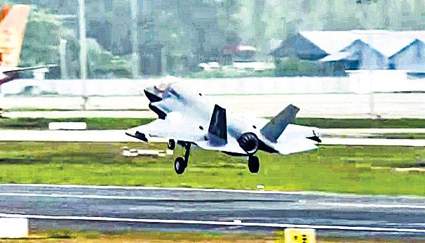 British F-35 jet flies back home after Kerala stay