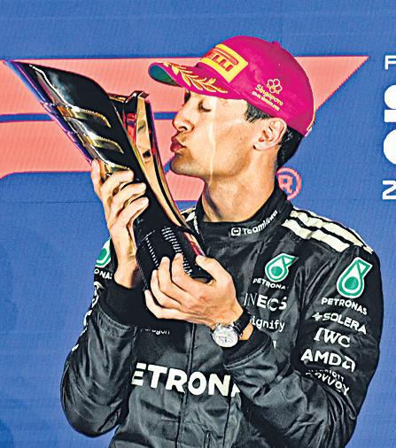 McLaren bag constructors’ title in Singapore, Russell wins race