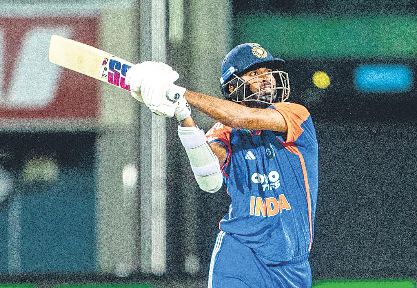 Arshdeep, Washington give India an easy win in Hobart, level series