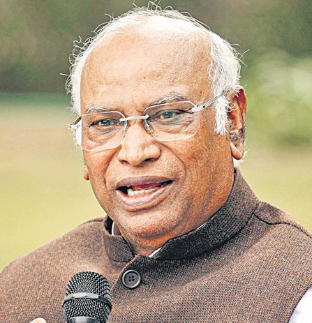 ‘No matter how hard he tries, no room for Nitish in GA’