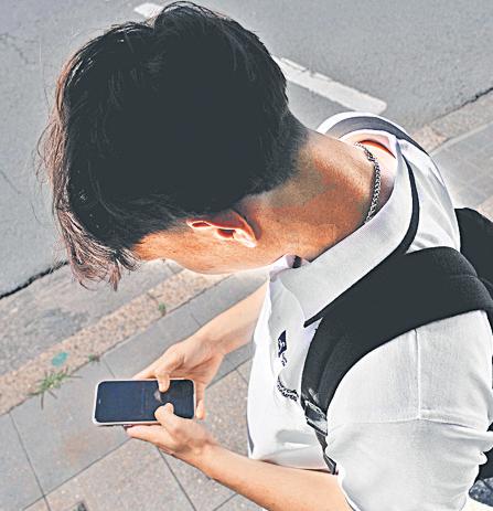 Meta starts removing U-16s from its social media platforms in Oz