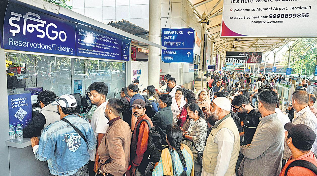 Govt may curtail IndiGo flight ops in winter after meltdown
