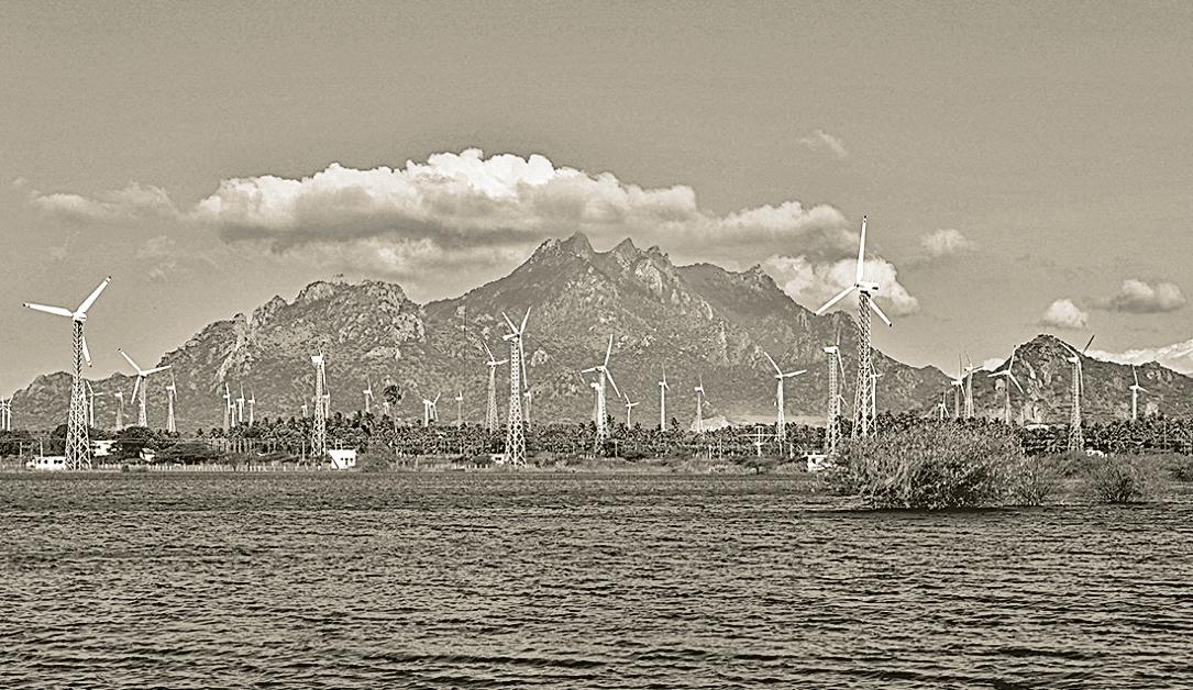 Clean energy allows India to withstand risks