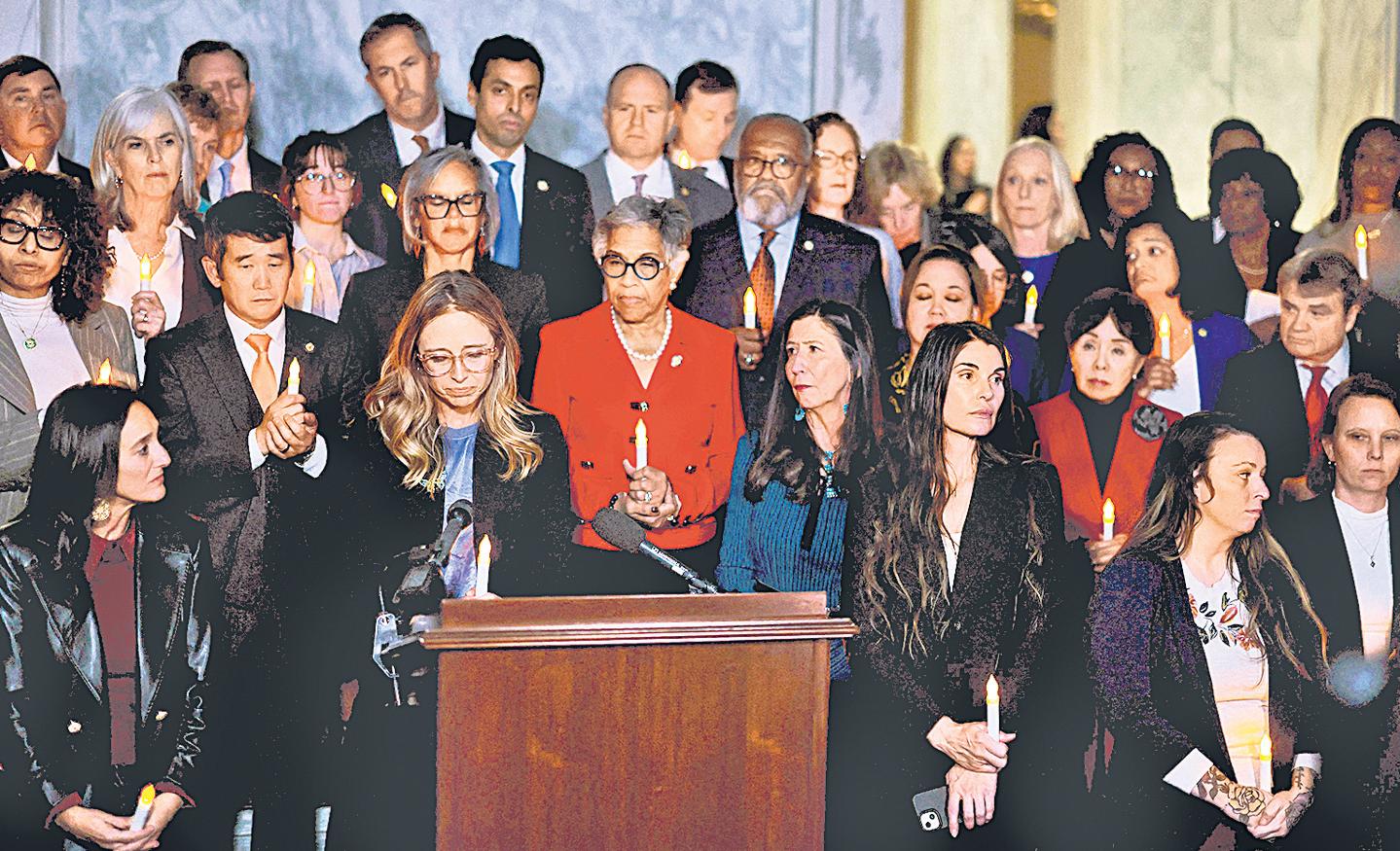 US Congress approves release of Epstein files