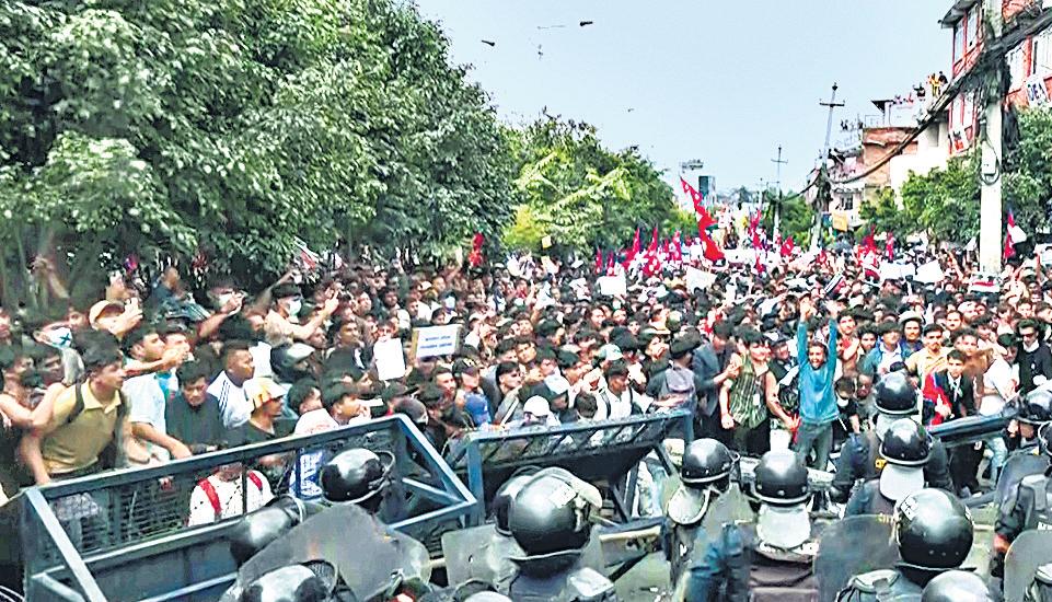 16 dead in protest over Nepal social media ban