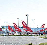Small plane crashes at UK’s Southend Airport