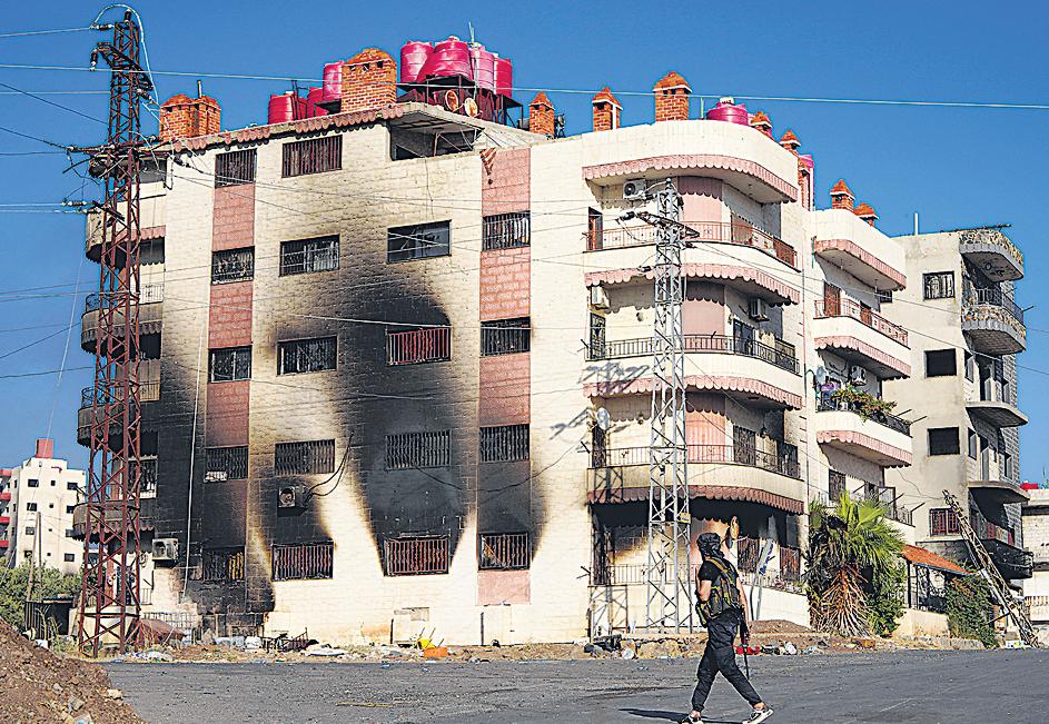 Syria violence toll tops 1,000, claims monitor