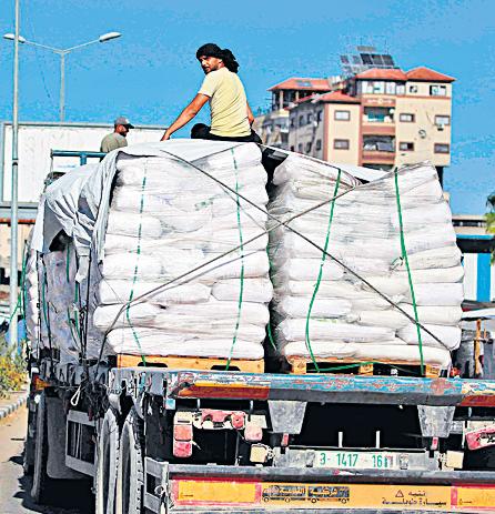 US President urges return of bodies, says new Gaza truce deal phase starts ‘right now’