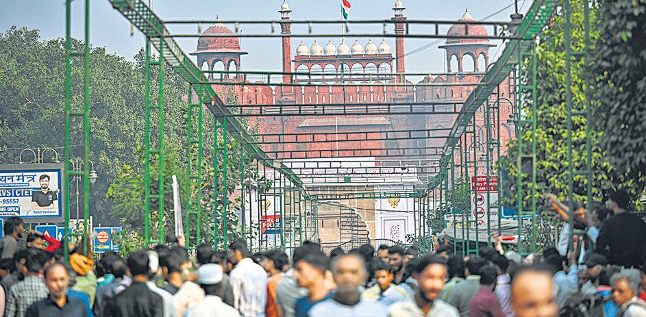 Two suspects visited areas near Red Fort in January