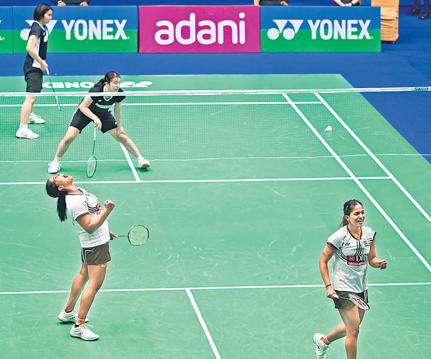 Treesa-Gayatri bag title; Srikanth loses in final