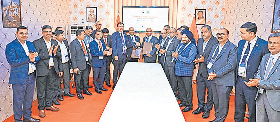 Petronet LNG, Mahanagar Gas agree on sale of Regasified LNG