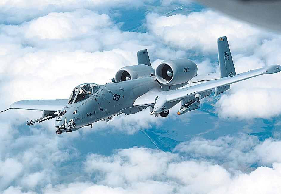 Ex-US airmen detail how to survive behind enemy lines