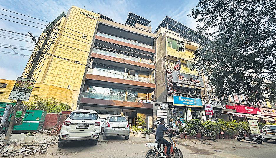 Ggm: 14 booked as illegal surrogacy racket busted