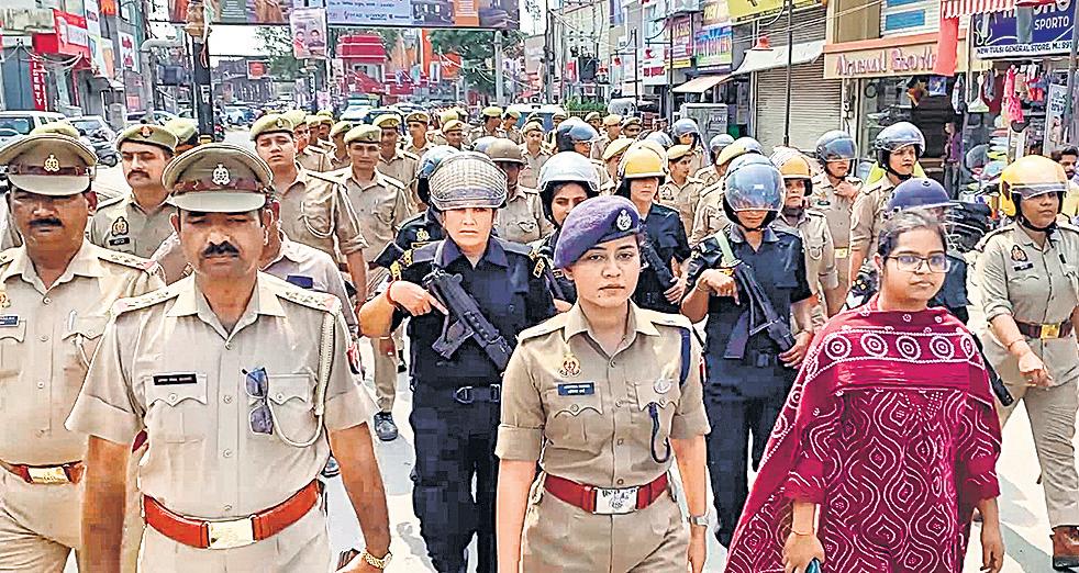 Bareilly turns fortress, net suspended amid tensions