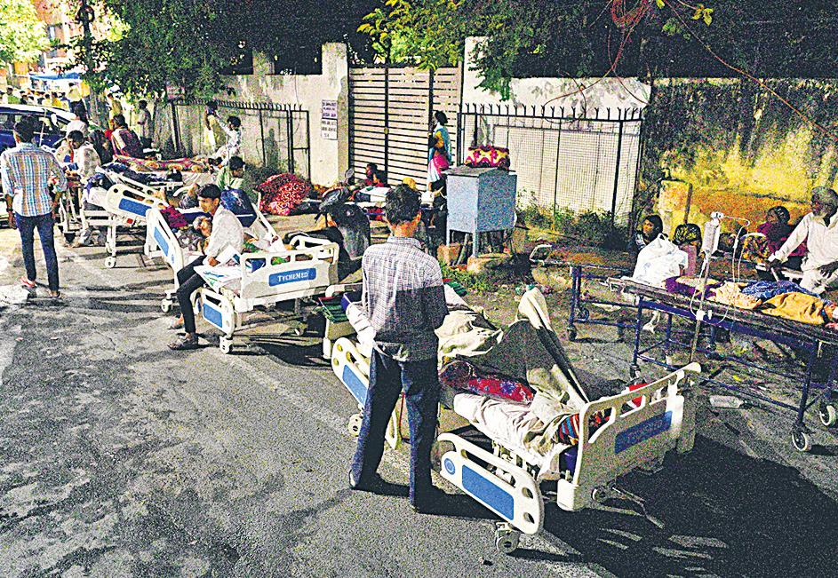 6 patients killed as massive fire engulfs ICU at Raj govt hospital