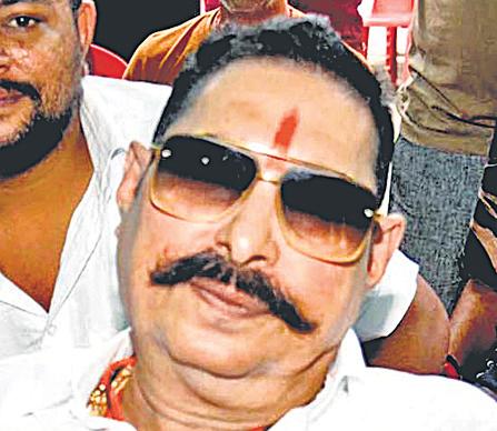 Mokama braces for a duel of musclemen