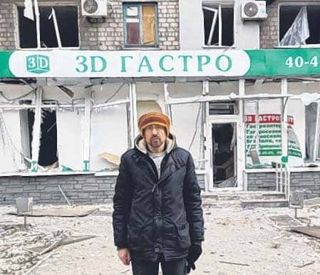 Life in Mariupol: As bombed city is besieged, those trapped fight to stay alive