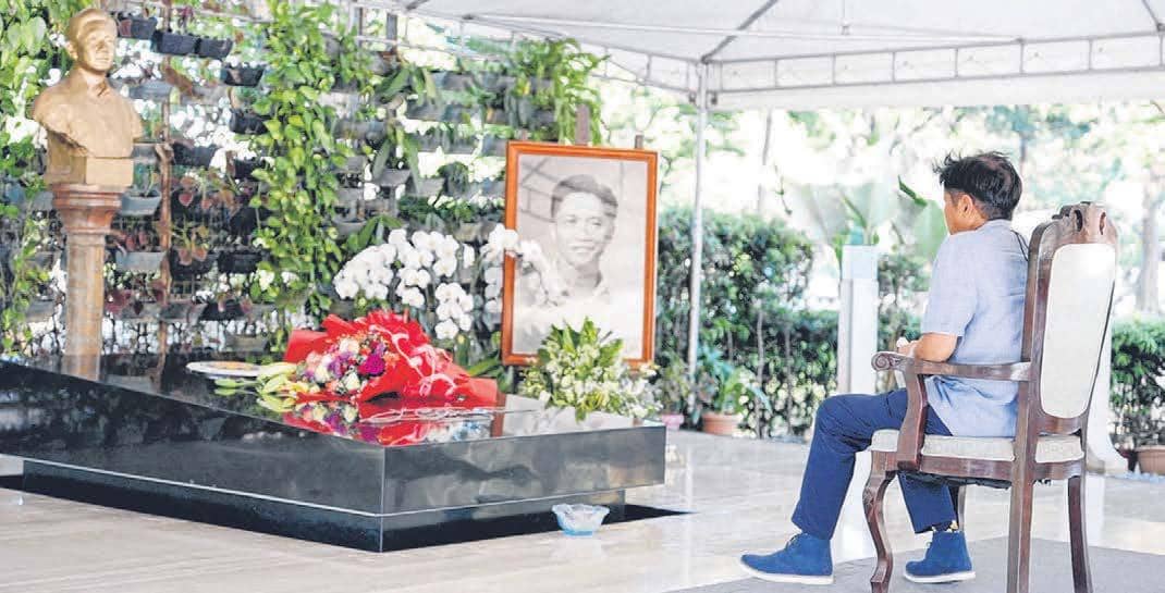 Marcos Visits Dictator Father's Grave After Election Triumph
