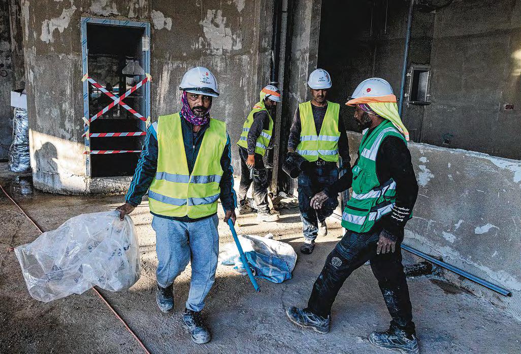Indians Replacing Palestinian Workers in Israel's Building Sector