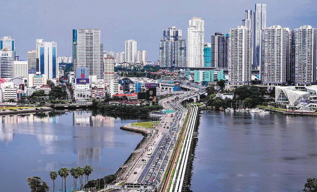 Banks set to get major boost from Johor-Singapore SEZ: Observers