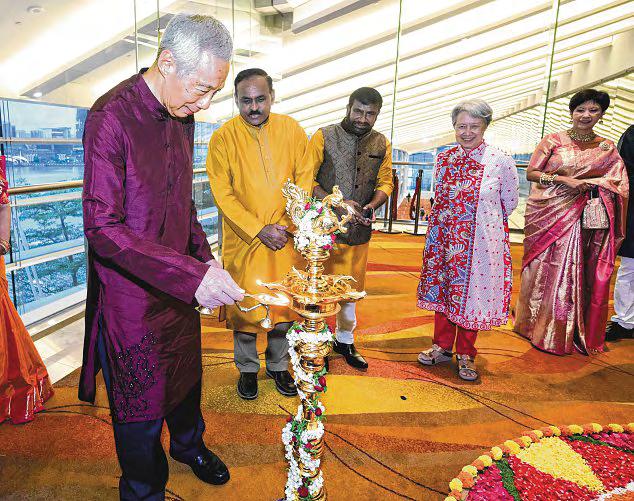 SM Lee: S'pore Must Manage New Arrivals With Utmost Sensitivity