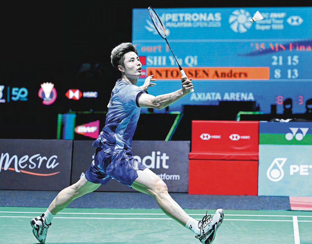 'SUPER' SHI IS THE PRIDE OF CHINA