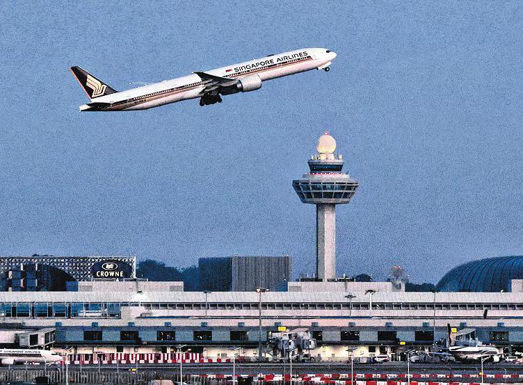 18 Flights Bound for Changi, Seletar Diverted Since Jan 10 Due to Rain