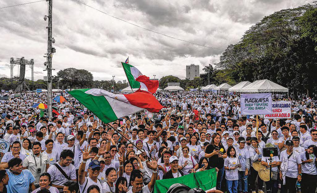 1.8 Million Rally in Manila Over Impeachment Cases Against V-P Duterte