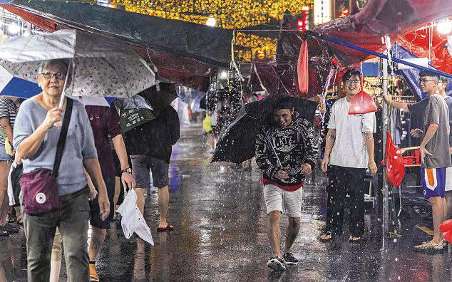 It's wet, wet, wet what's behind the rainy weather? -