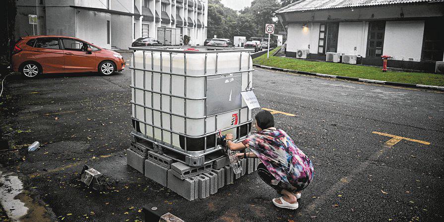 Burst pipe cuts water supply to Phoenix Park office campus