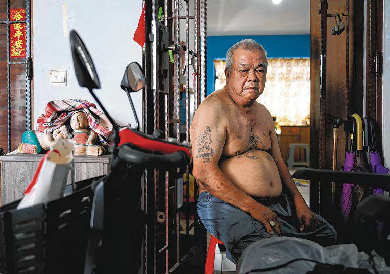 Elderly - and dying alone at home