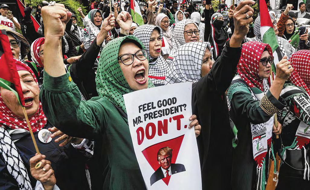 Israel to release 737 prisoners in first phase of ceasefire deal