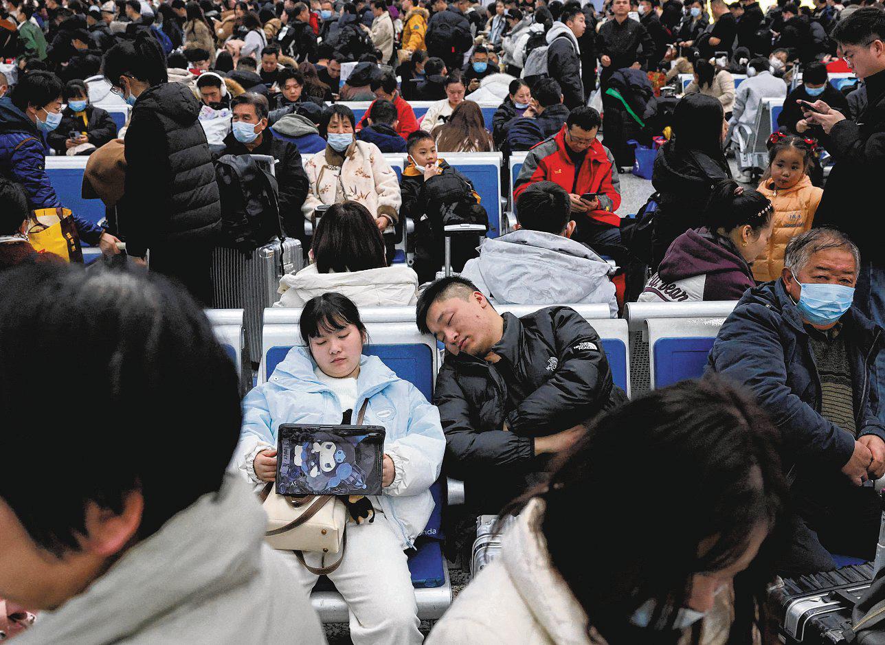 Chinese tourists opt for short trips over CNY as they tighten budgets