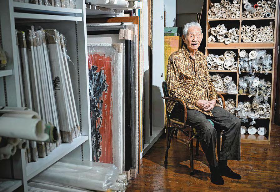 Lim Tze Peng, dubbed S'pore's national treasure, dies at 103