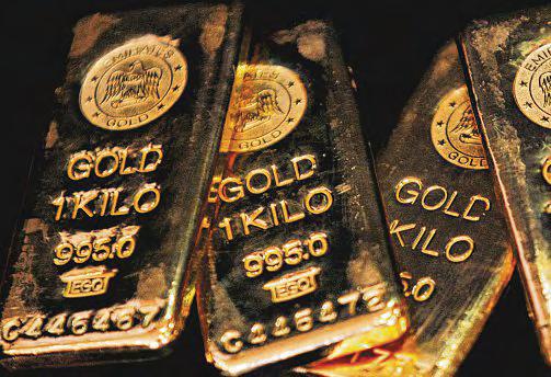 Gold rises to all-time high amid trade tensions; analysts see more upside