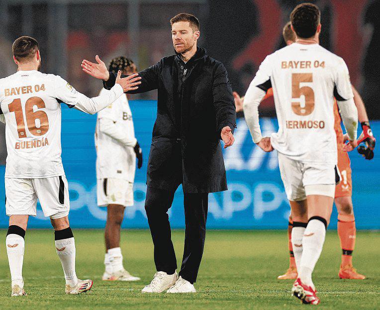 Alonso Deserves A Statue, Says CEO