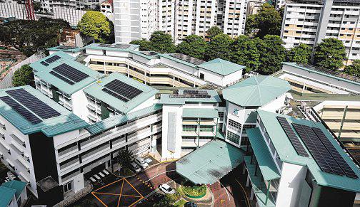 Singapore's 2035 climate target: A commitment to act now despite waning global interest