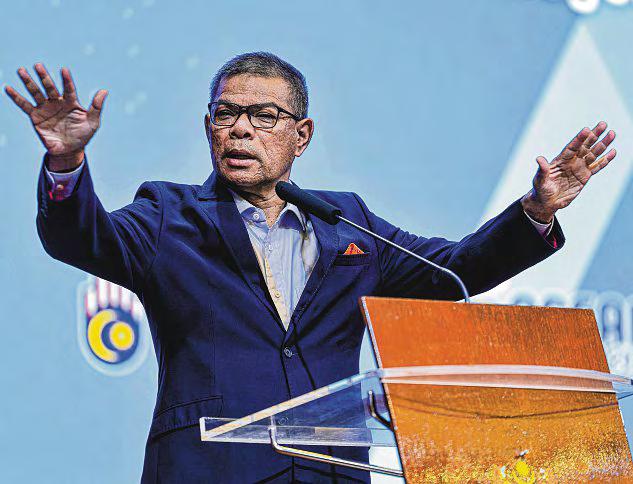 Mixed reaction to Malaysia's review of 'detention without trial' law
