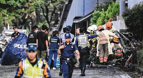 Driver trapped in burning car dies after accident on Nicoll Highway