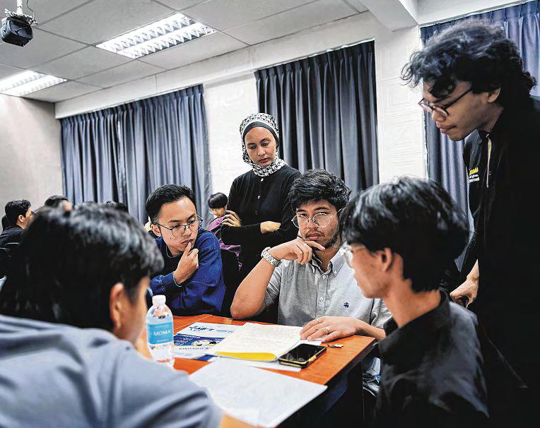 Johor's data centre boom pushes young professionals to upskill