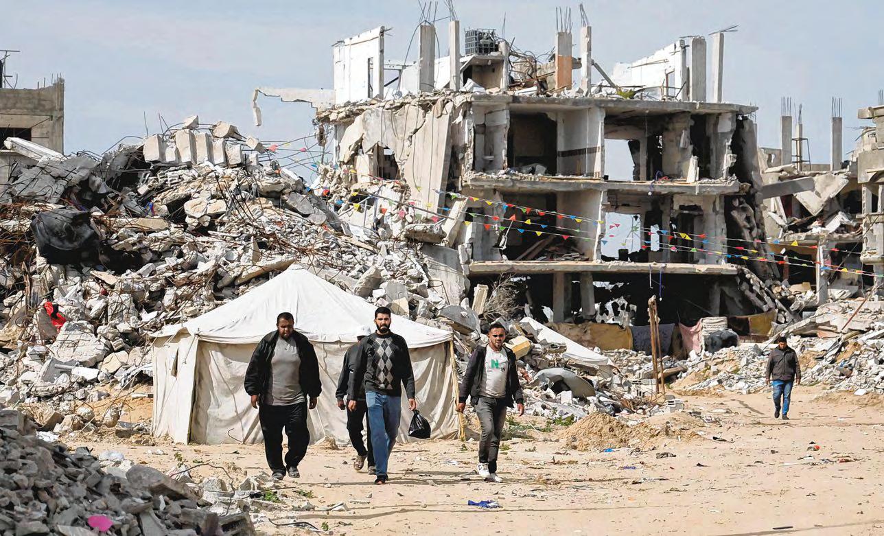 Hamas Welcomes Trump's U-Turn on Displacing Gazans