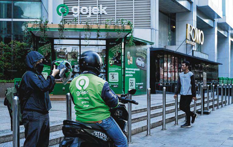 GoTo's Earnings Forecast Tops Analysts' Estimates as Cost Cuts Kick In
