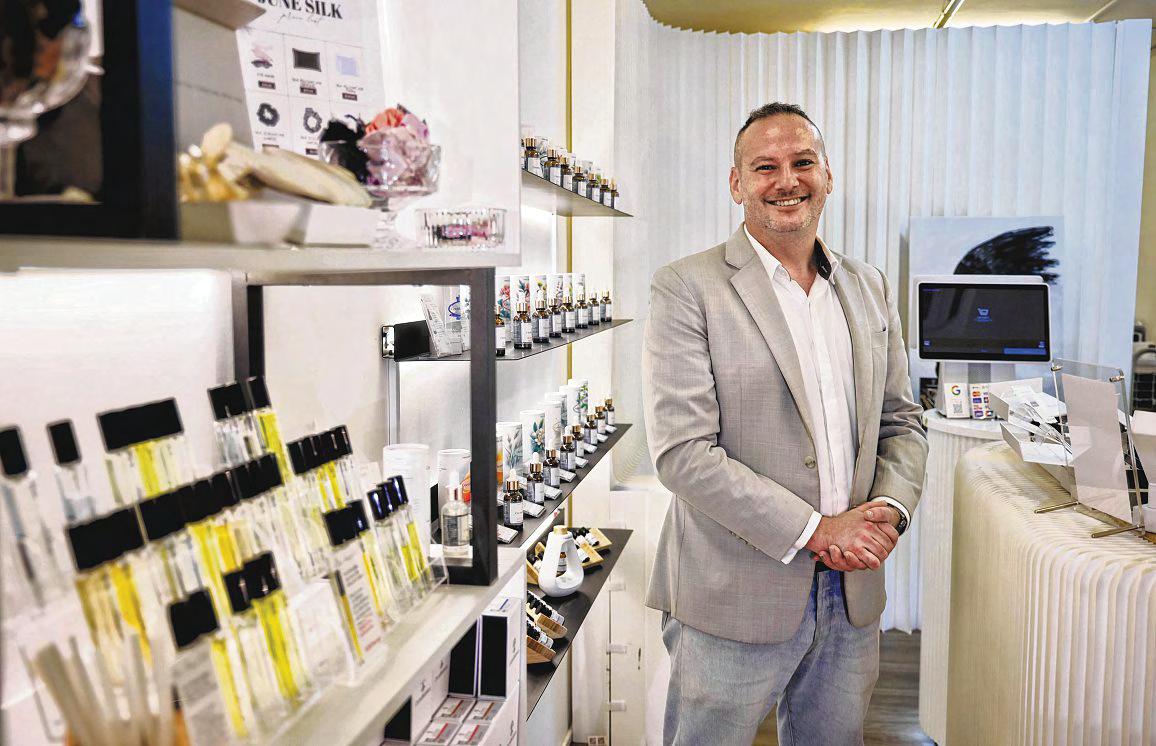 Even at age 5, he wanted to be a boss and a businessman