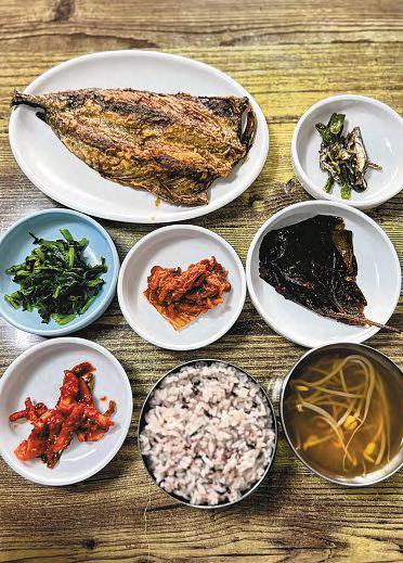 Once a staple of Korean diners, eateries serving homely food are vanishing