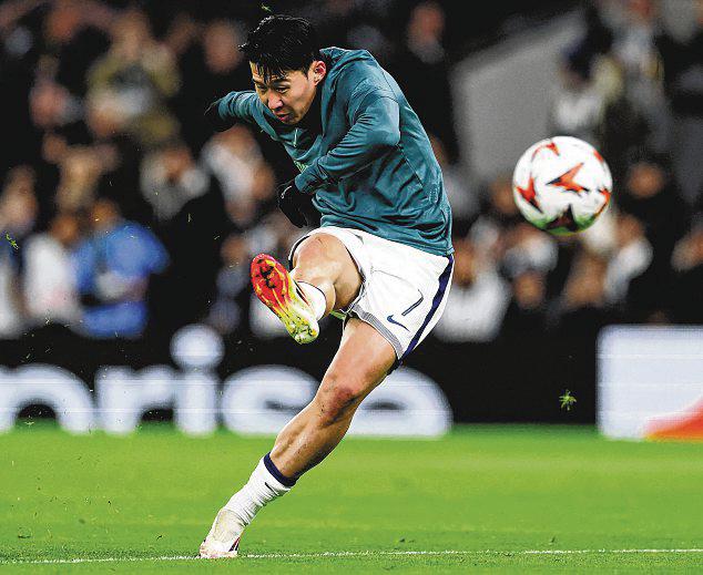 Japan Aim To Be First World Cup Qualifiers