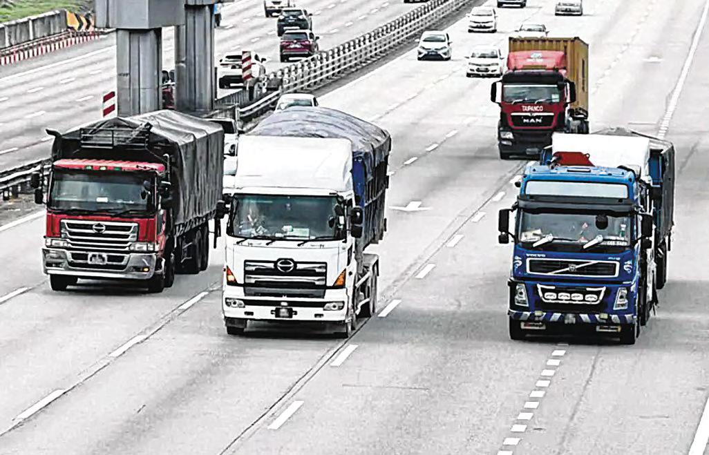 Malaysian lorry associations say ban on using fast lane 'not practical'