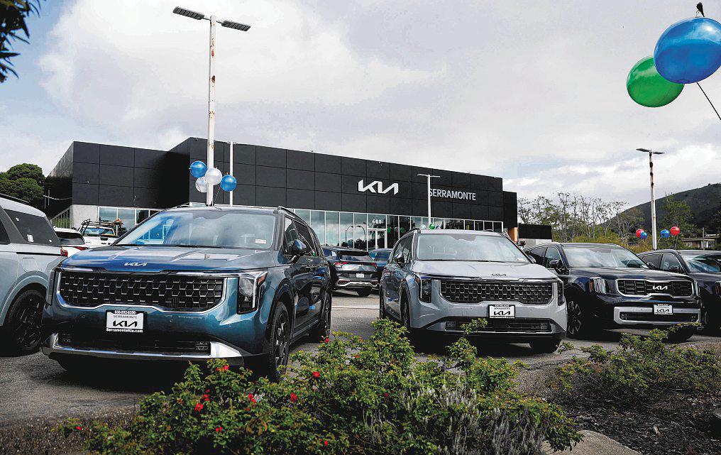 Few winners as Trump's car tariffs hit US and foreign brands