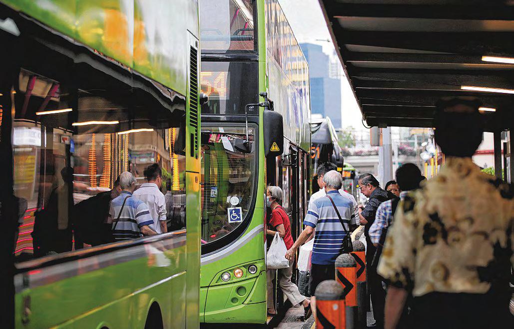 Tower Transit Swops Drivers Mid-Route on Longest Bus Service to Ease Stress, Fatigue